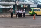 Polsek Karangnunggal Jaga Kelancaran dan Keselamatan Pelajar di Jalan