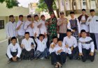 Bhabinkamtibmas Desa Padasuka Kecamatan Sukarame Kabupaten Tasikmalaya AIPTU M. SAFI’I melaksanakan kegiatan memperingati Hari Santri Nasional bersama para santri dan Babinsa di wilayah binaannya.
