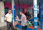 Aipda Ayi Darisman dan Bripka Epit  melaksanakan Patroli dan Himbauan Kamtibmas di Wilayah Desa Simpang Kecamatan Bantarkalong