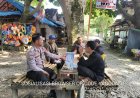Anggota Polsek Cipatujah Sosialisasikan QR Code Yanduan Polri kepada Warga Masyarakat